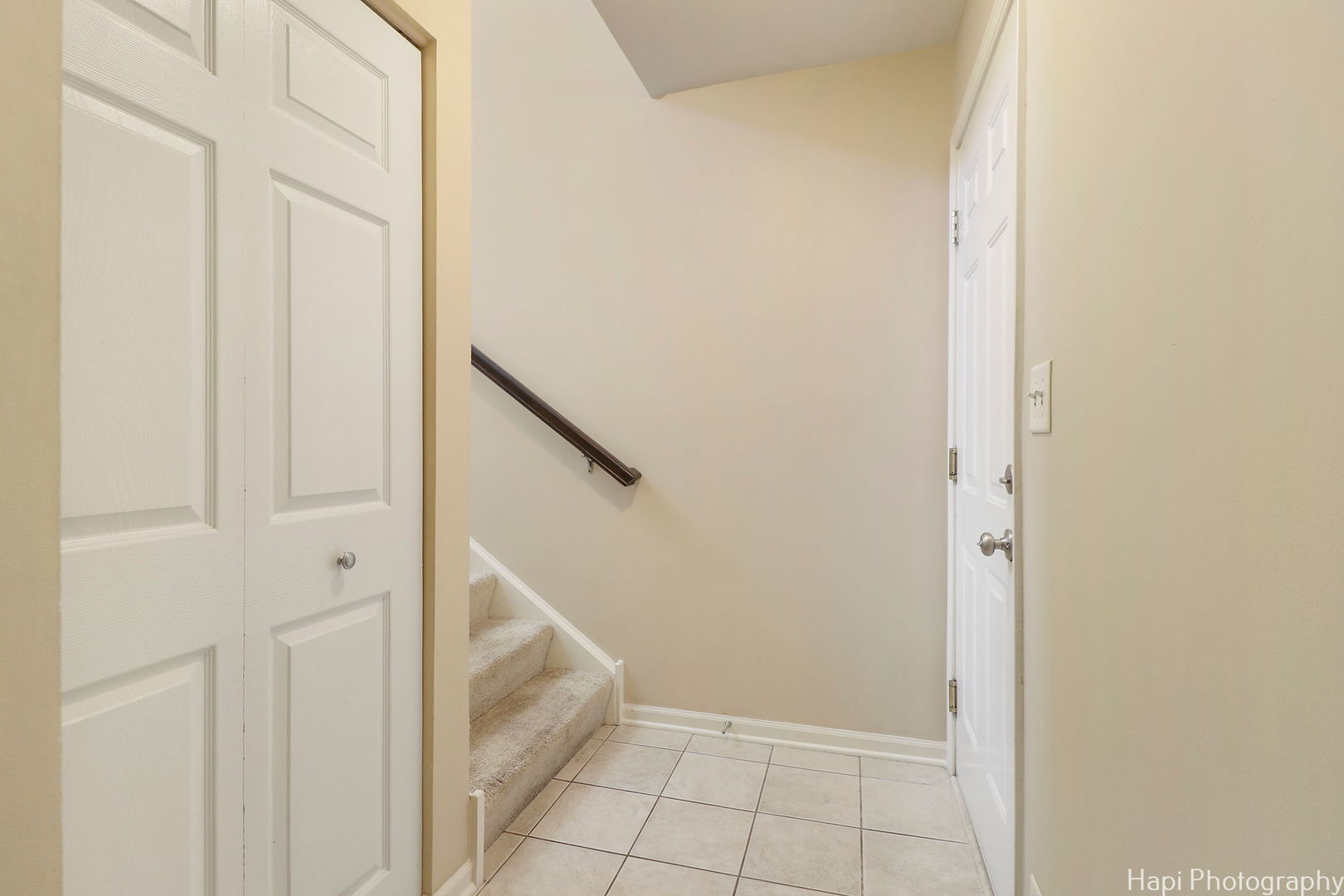 719 HANBURY Drive #719, Des Plaines, IL 60016