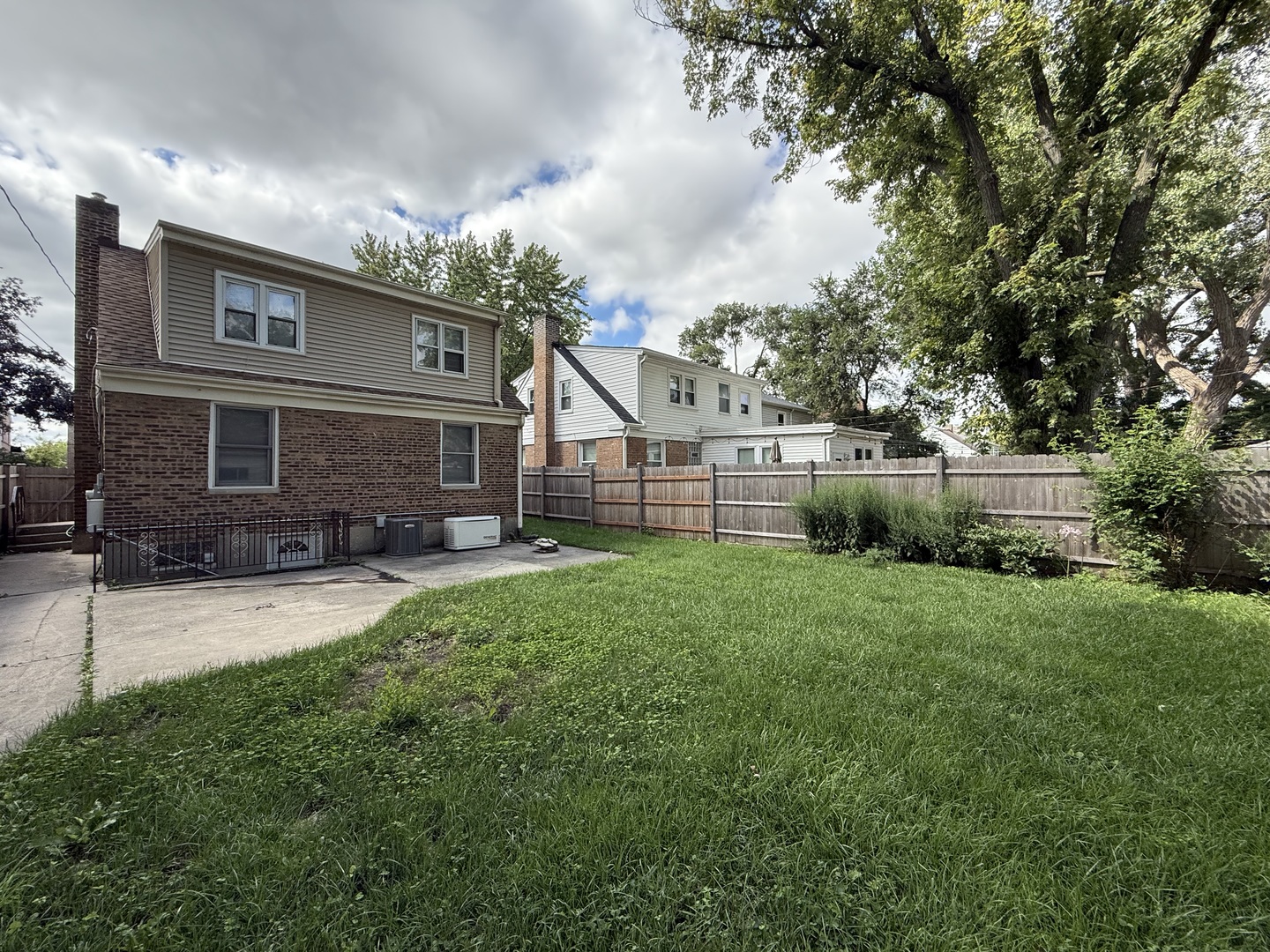 805 Norfolk Avenue, Westchester, IL 60154