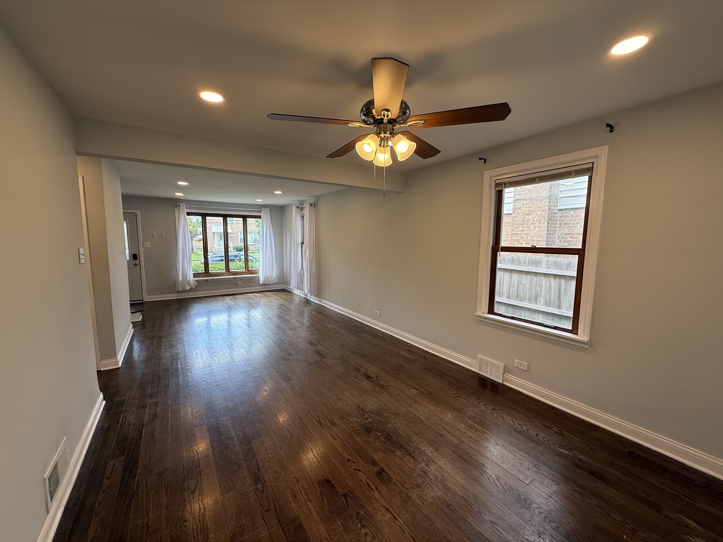 805 Norfolk Avenue, Westchester, IL 60154