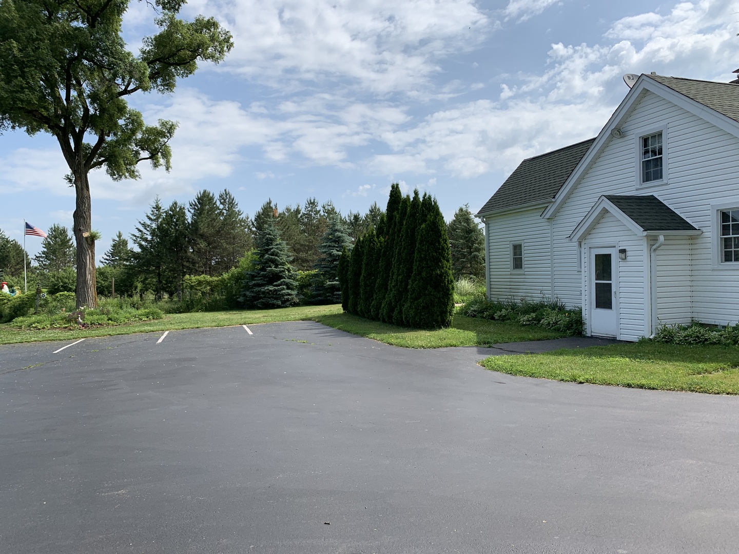 27568 N OWENS Road #B, Mundelein, IL 60060