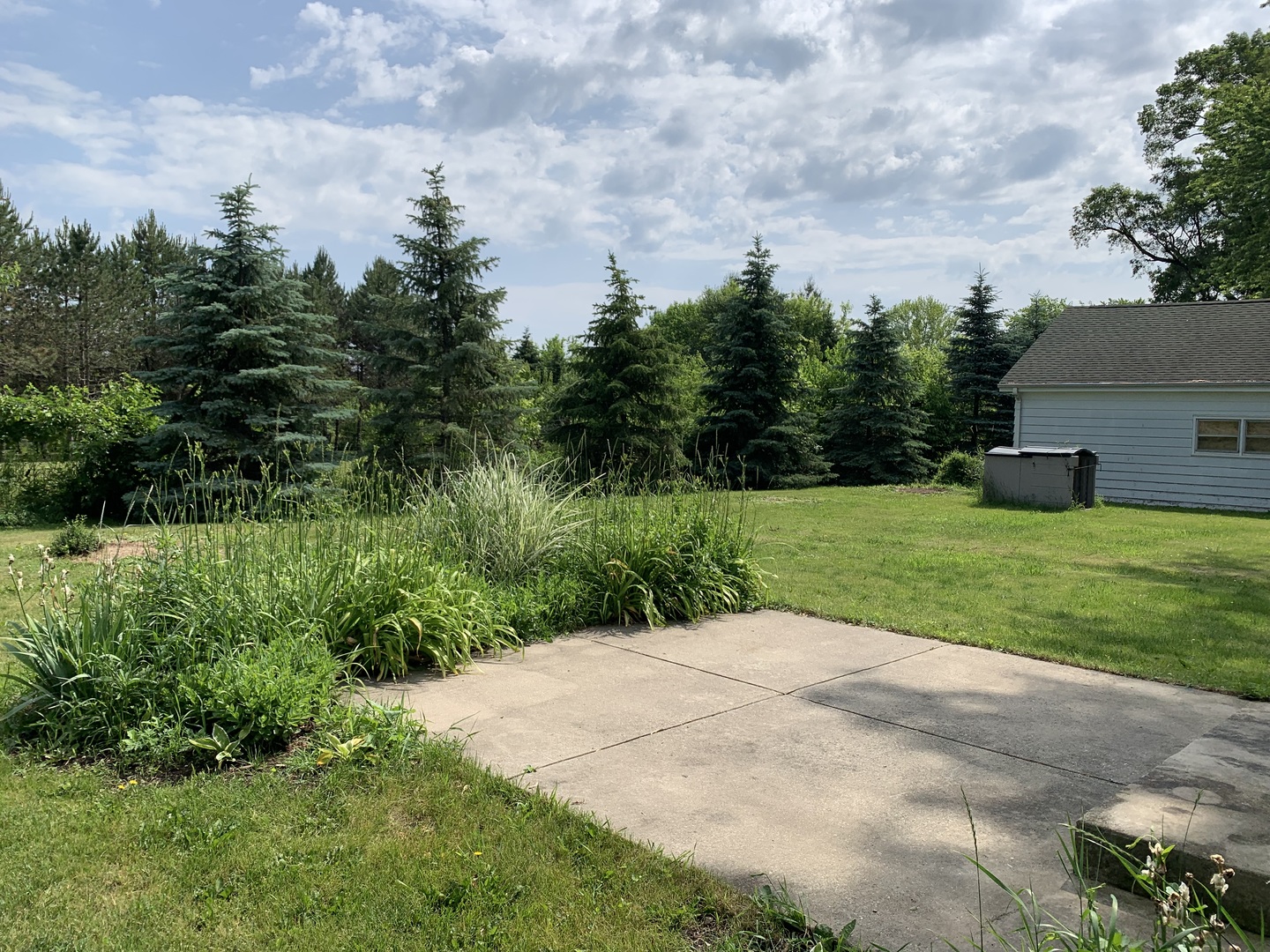 27568 N OWENS Road #B, Mundelein, IL 60060
