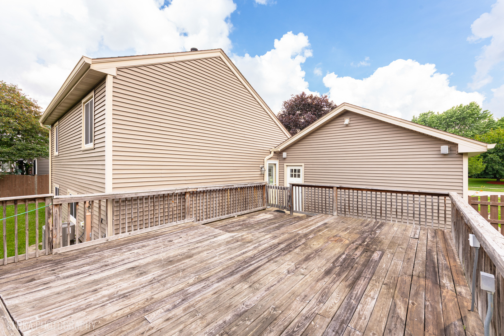 1043 Plum Tree Drive, Crystal Lake, IL 60014