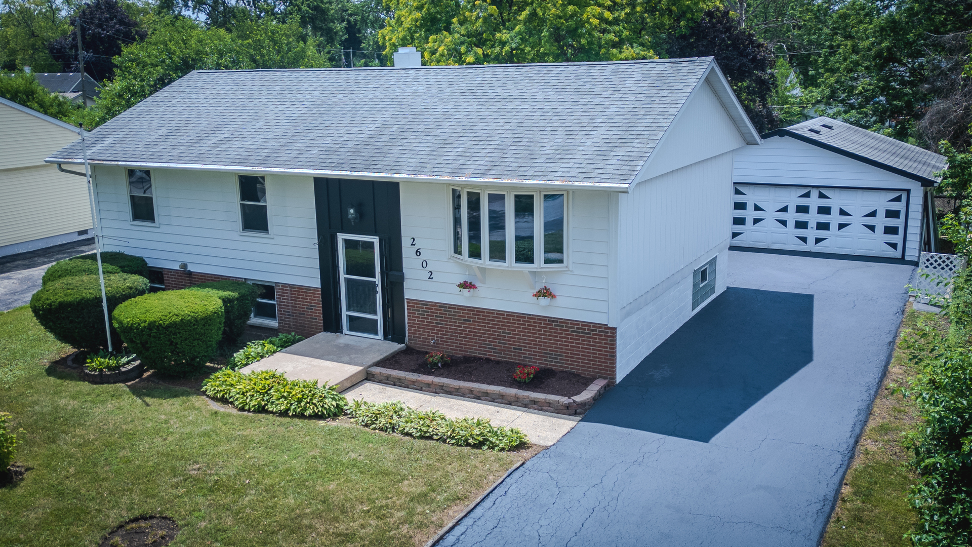 2602 Fairway Drive, Joliet, IL 60435