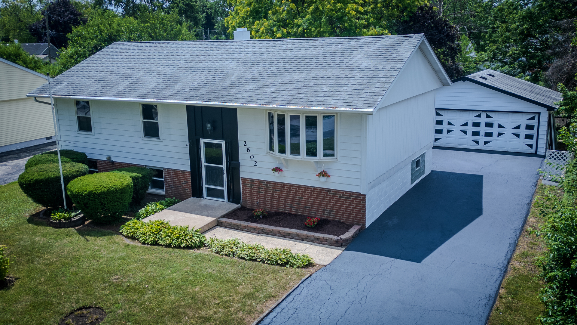 2602 Fairway Drive, Joliet, IL 60435