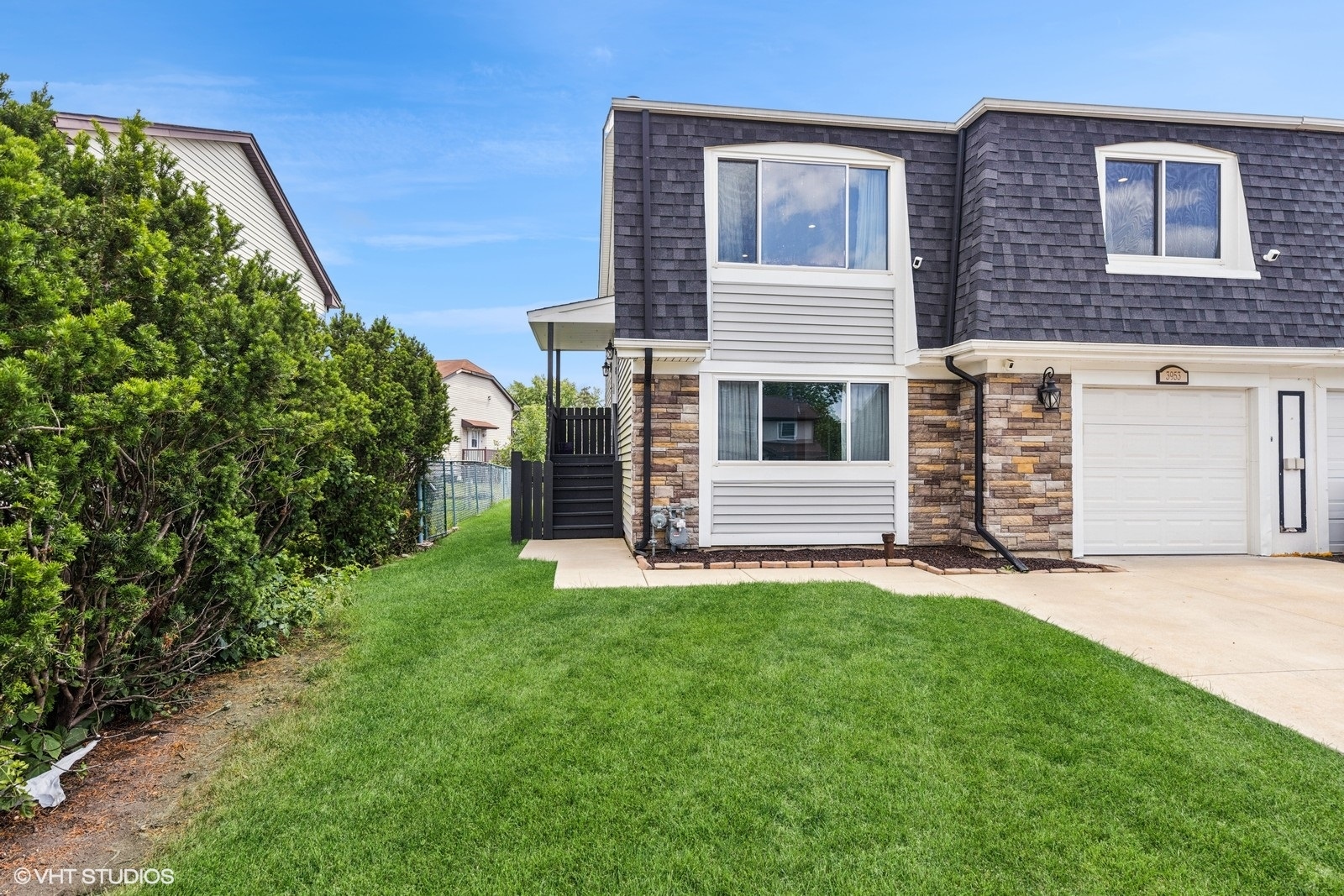 3953 SANDPIPER Drive #3953, Hanover Park, IL 60133