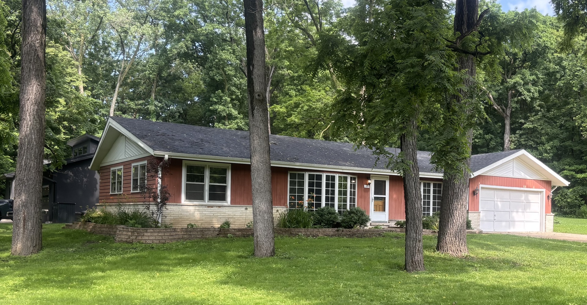 144 N Maple Avenue, Bloomingdale, IL 60108