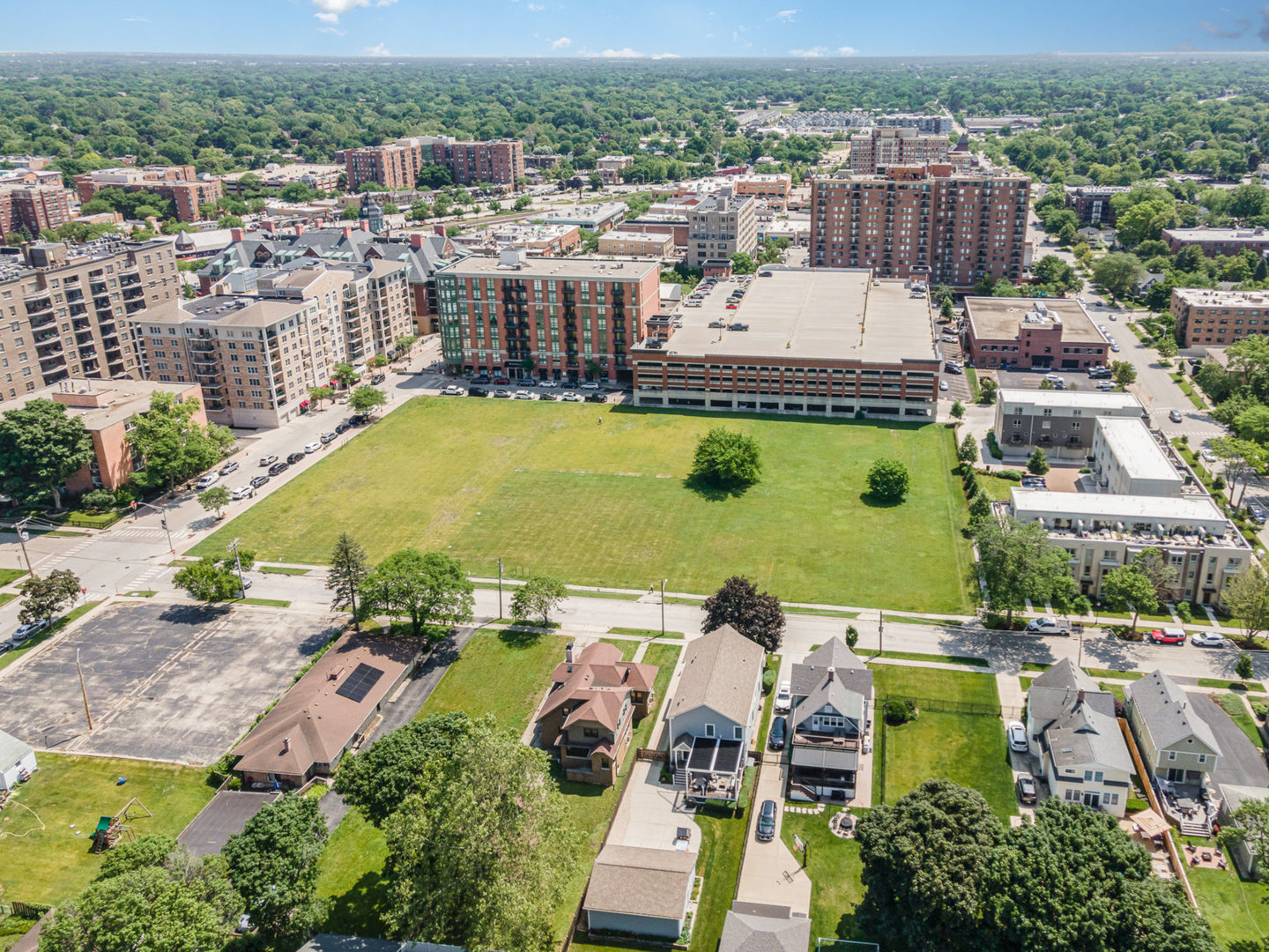 26 S Chestnut Avenue, Arlington Heights, IL 60005