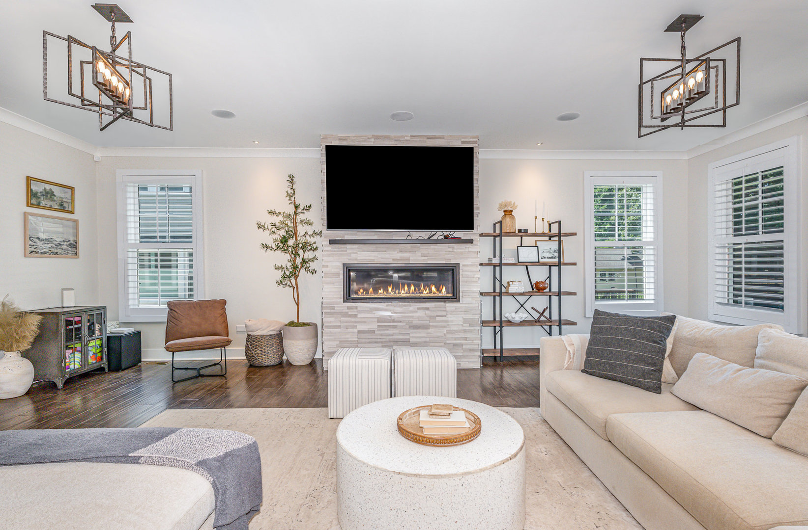26 S Chestnut Avenue, Arlington Heights, IL 60005