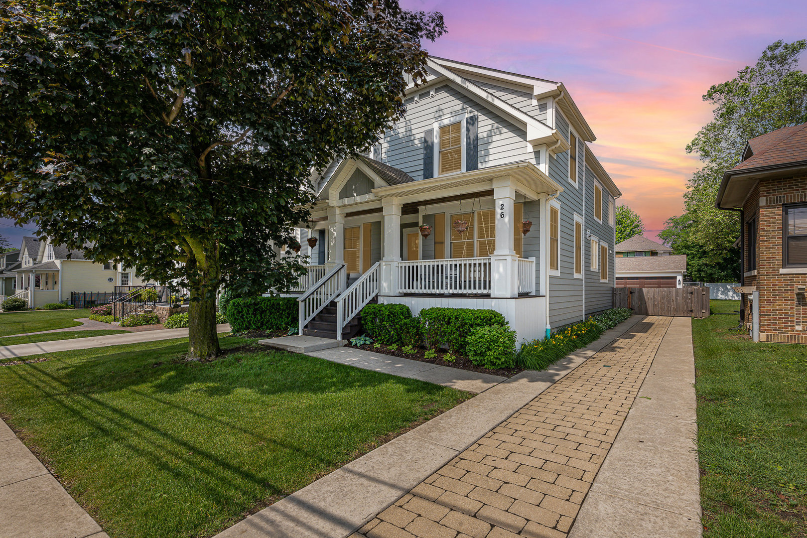 26 S Chestnut Avenue, Arlington Heights, IL 60005