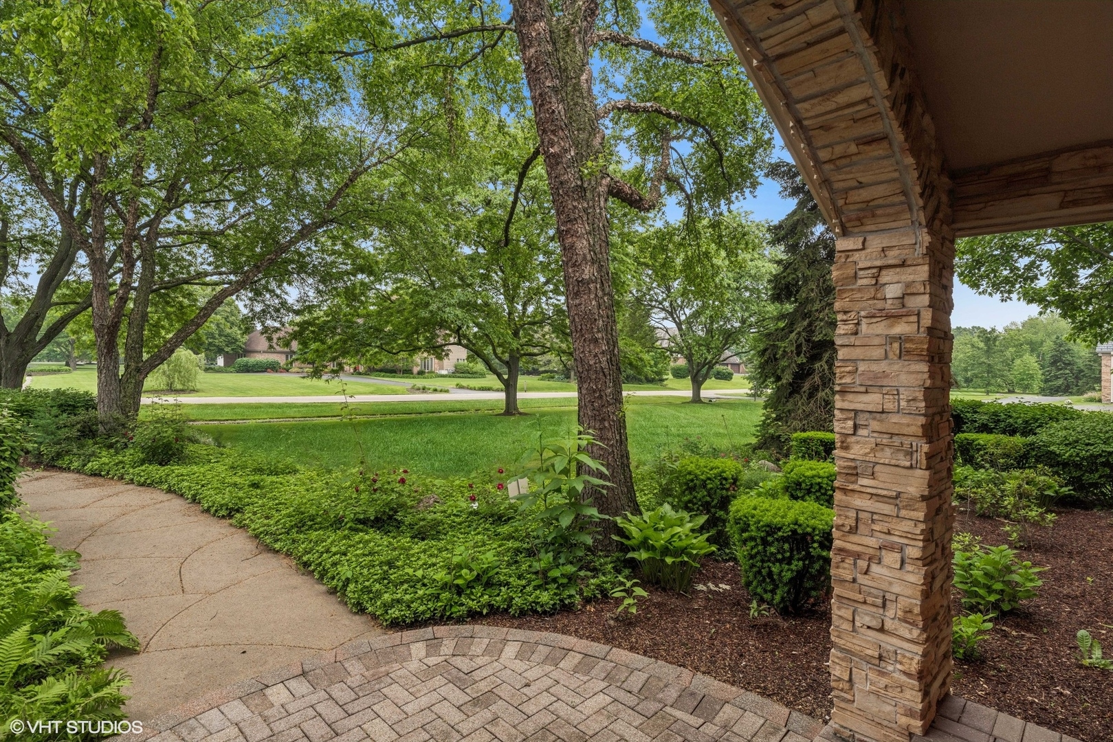 1165 Carberry Circle, Inverness, IL 60067