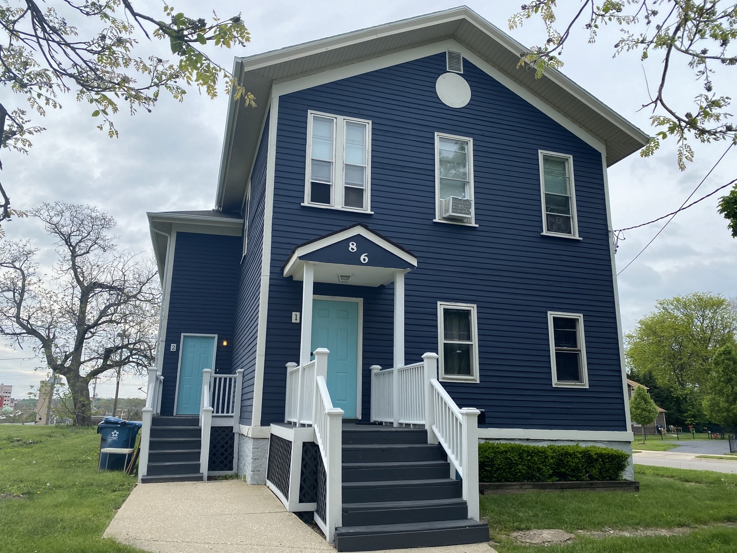 86 N 4th Street #2, Aurora, IL 60505