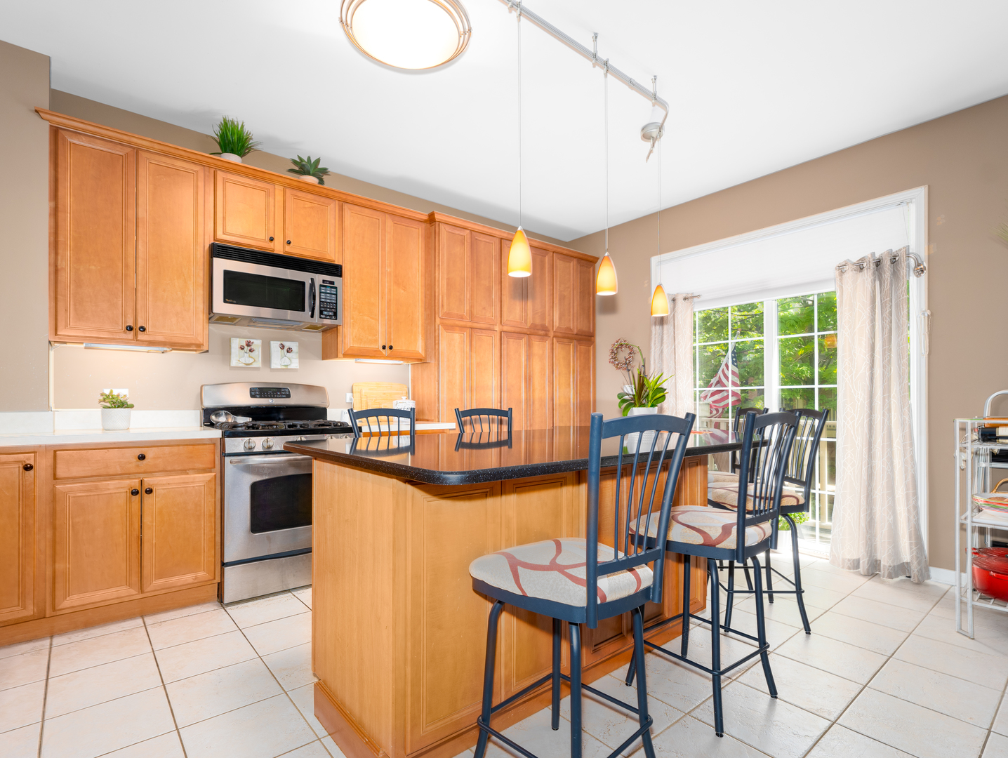 0S082 Lee Court, Winfield, IL 60190