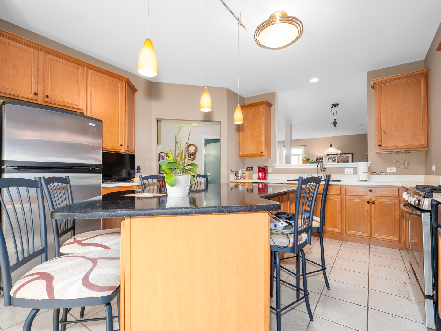 0S082 Lee Court, Winfield, IL 60190
