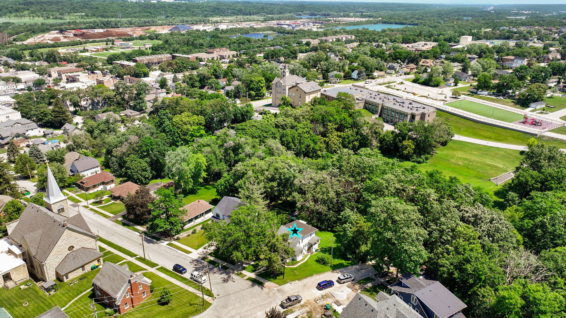 511 Lemont Street, Lemont, IL 60439
