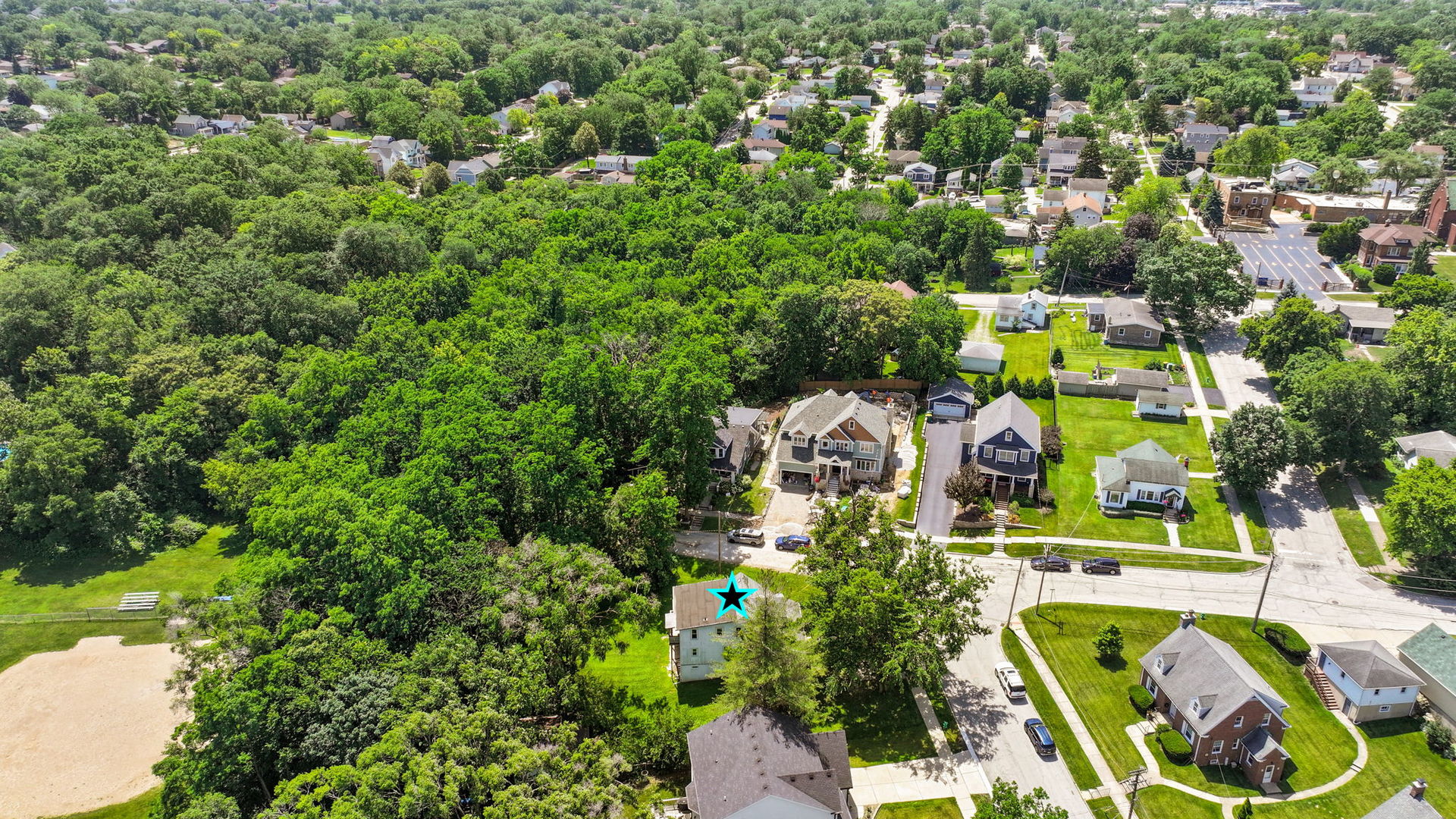 511 Lemont Street, Lemont, IL 60439