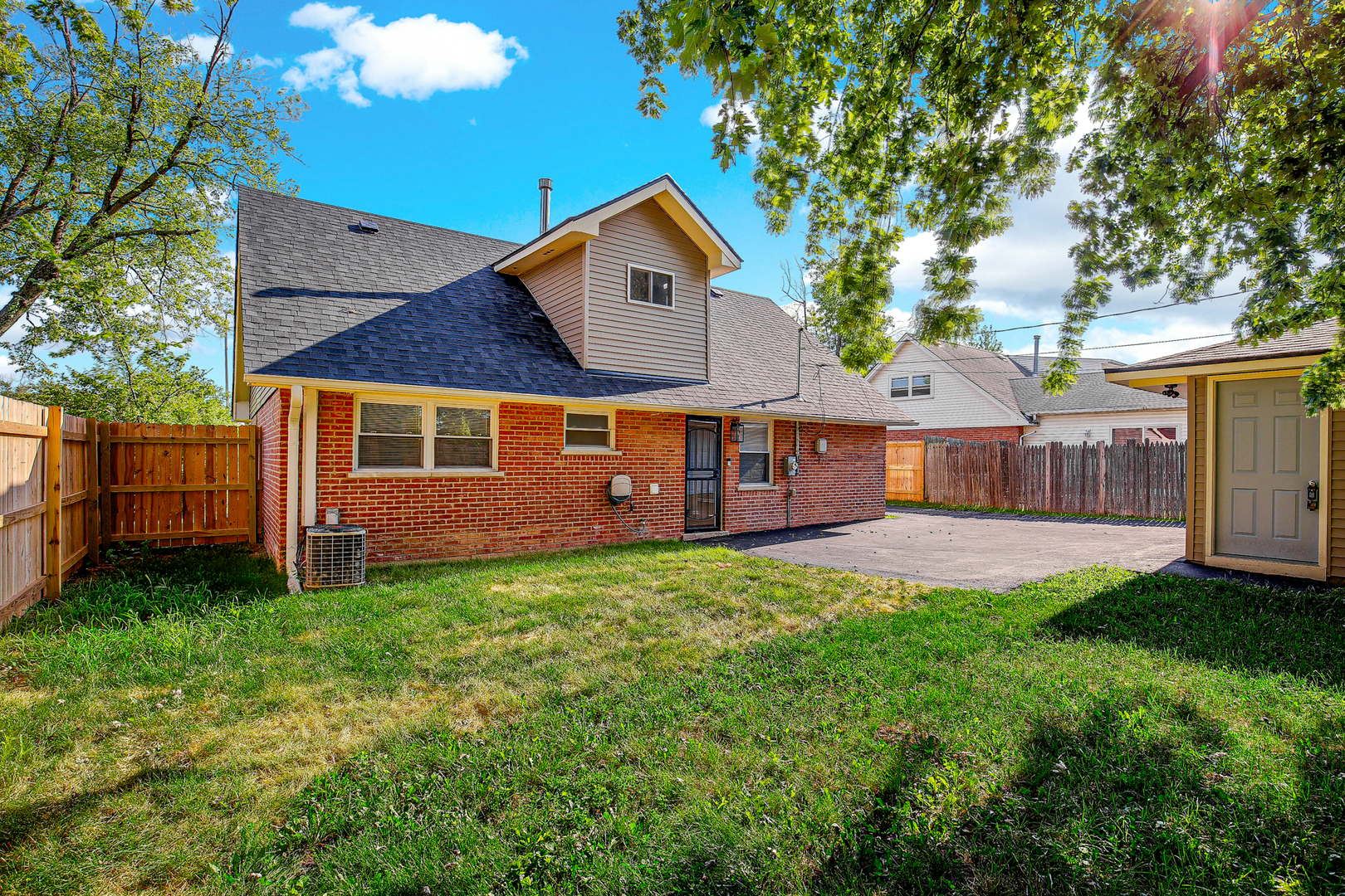 251 Frederick Drive, Chicago Heights, IL 60411
