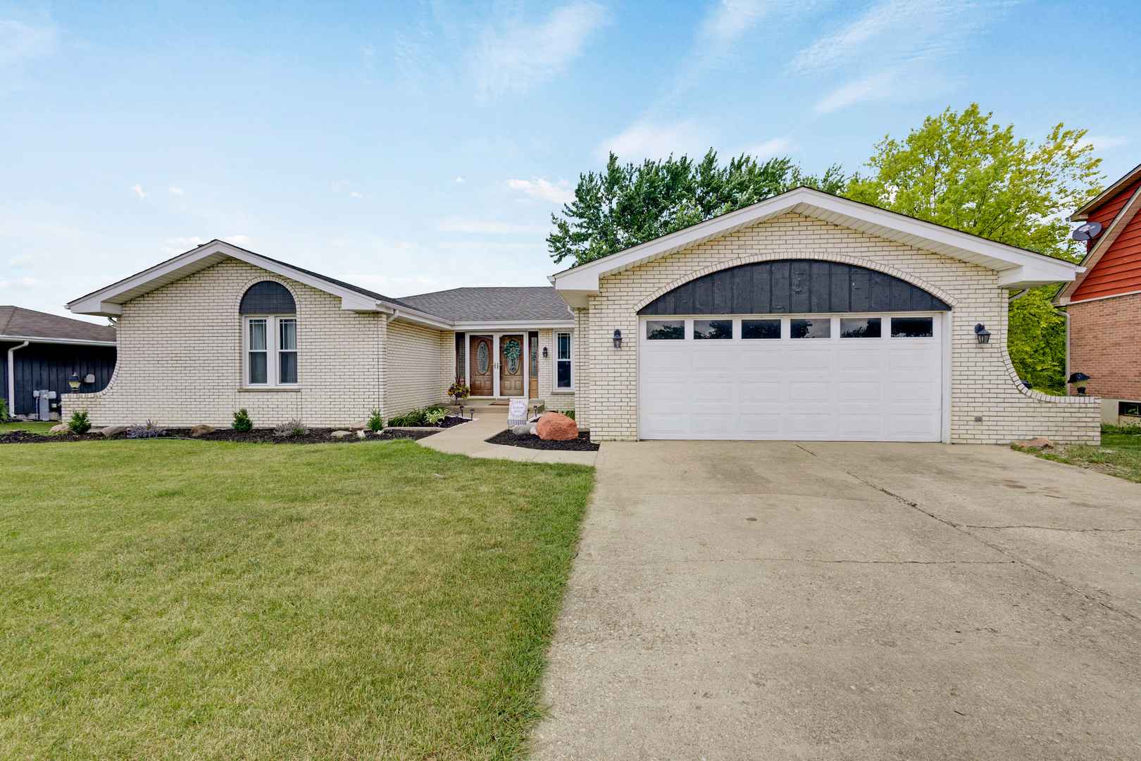 1205 Shagbark Road, New Lenox, IL 60451