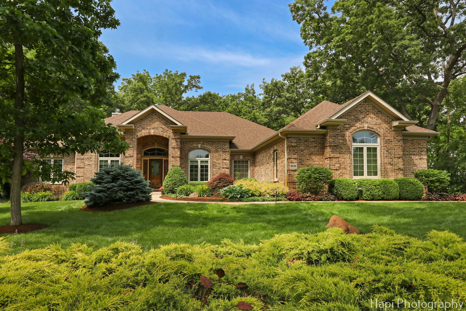 9516 Thousand Oaks Drive, Spring Grove, IL 60081