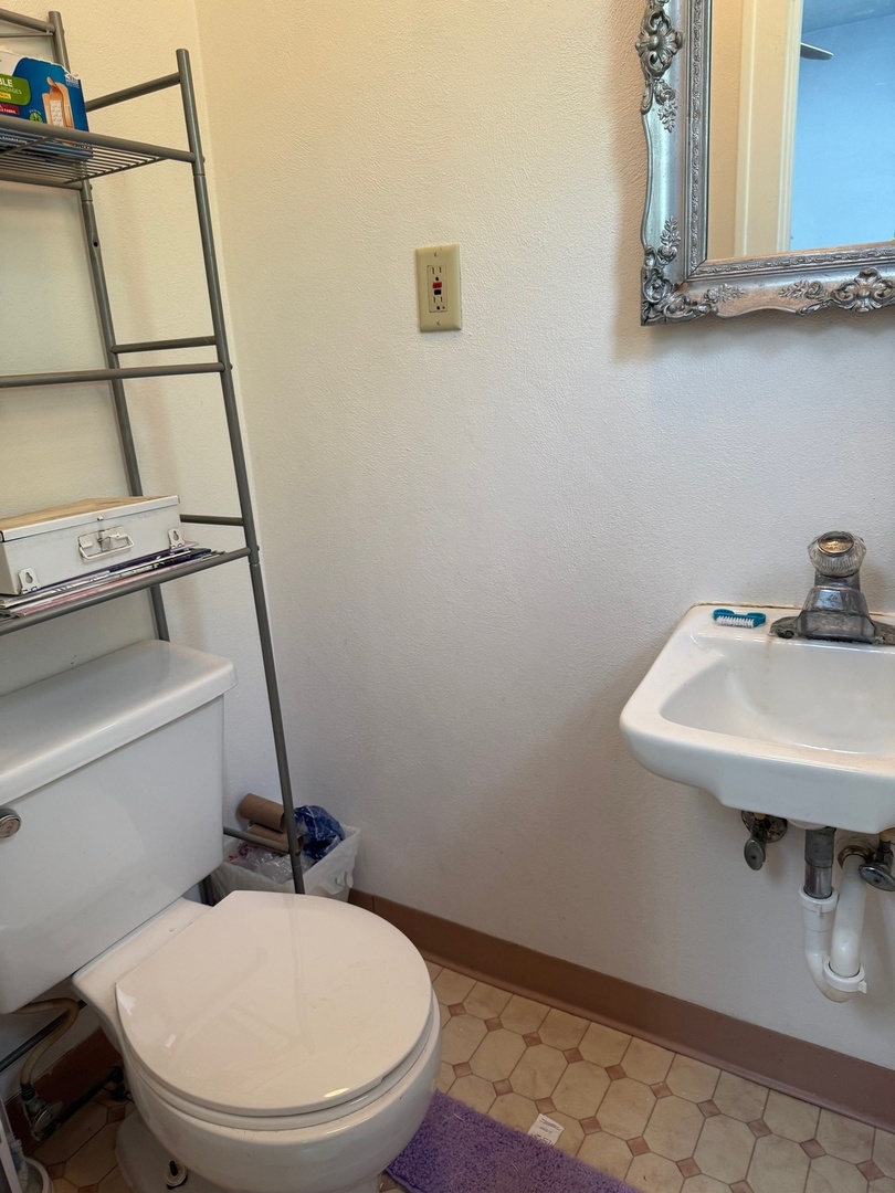 537 Sheridan Road, Winthrop Harbor, IL 60096