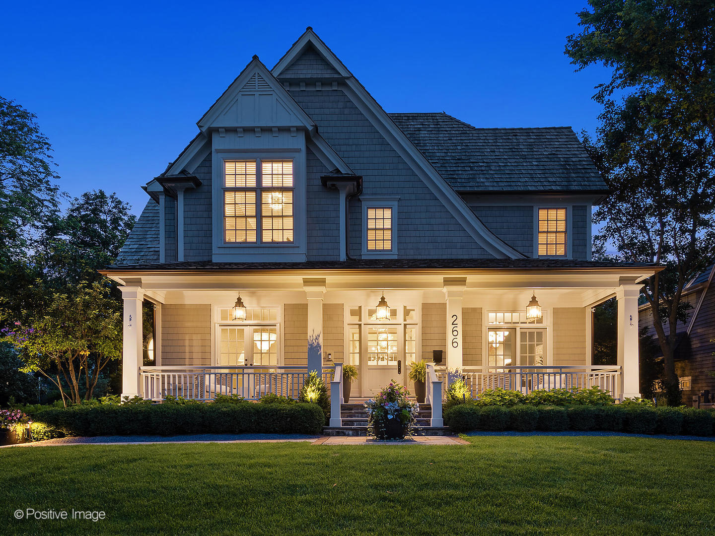 266 N Montclair Avenue, Glen Ellyn, IL 60137