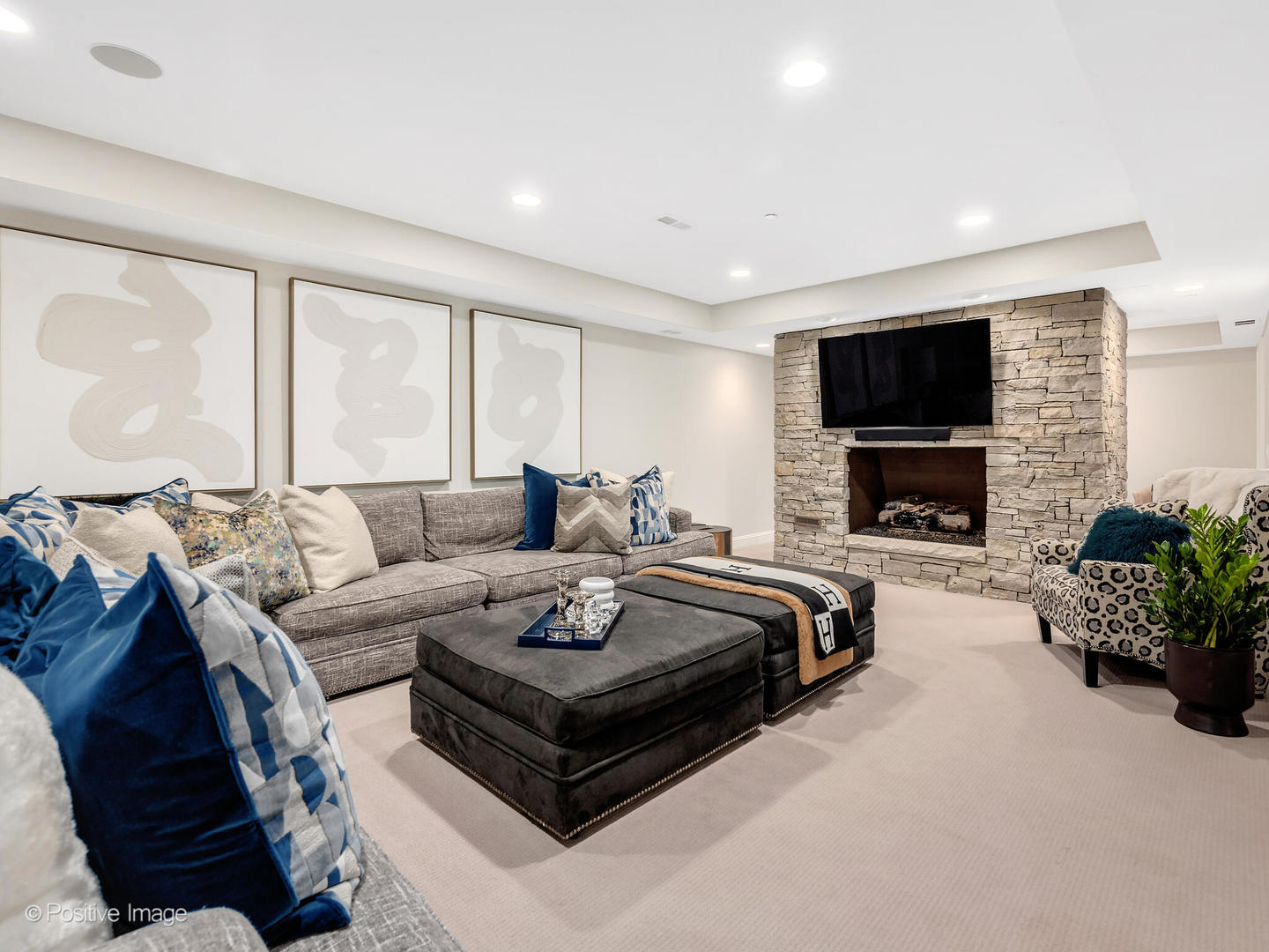266 N Montclair Avenue, Glen Ellyn, IL 60137