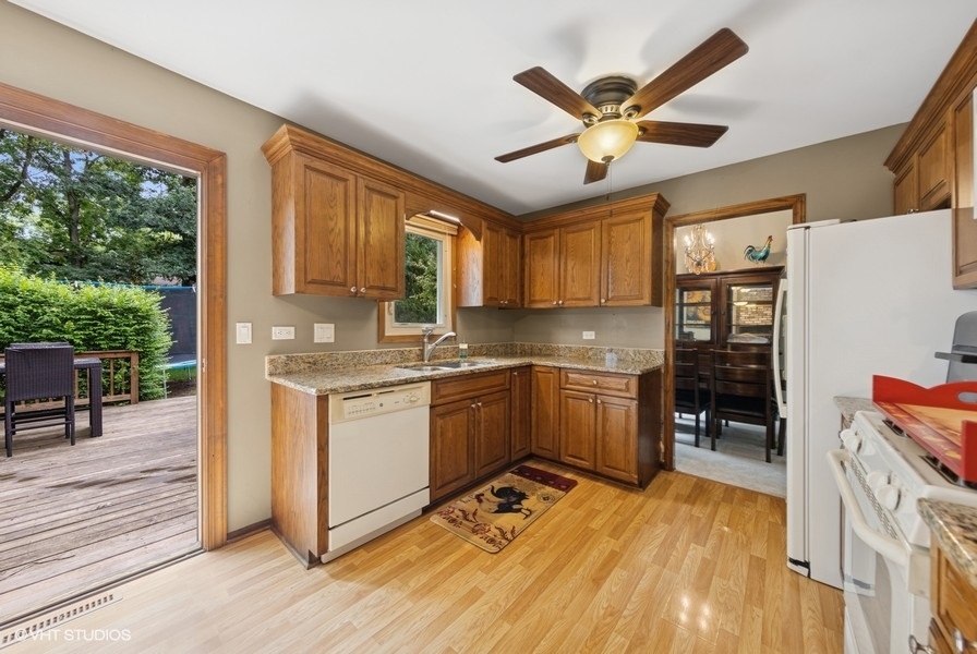 1127 Alpine Lane, Lemont, IL 60439