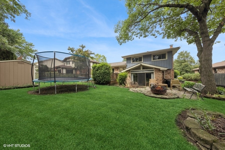 1127 Alpine Lane, Lemont, IL 60439