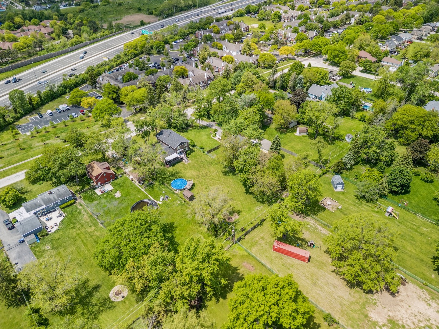 5873 Walnut Avenue, Downers Grove, IL 60516