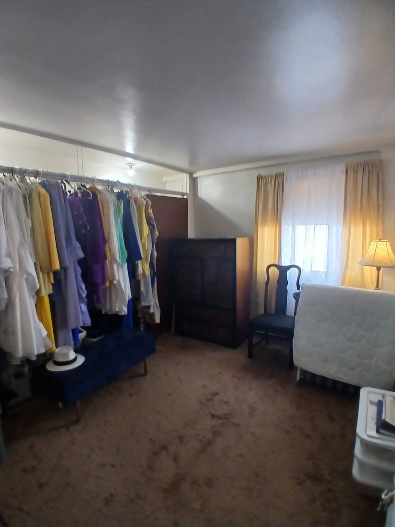 6300 N Sheridan Road #811, Chicago, IL 60660
