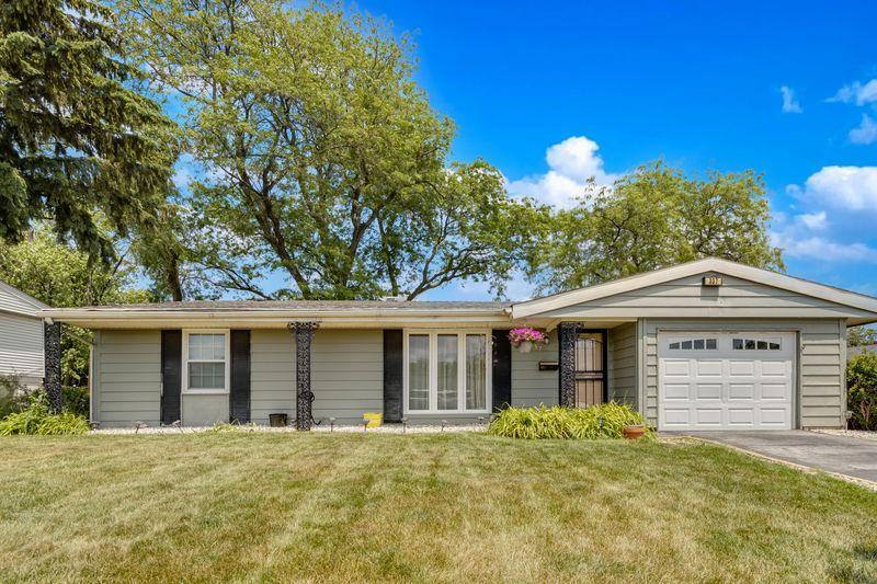 337 E Clark Street, Glenwood, IL 60425