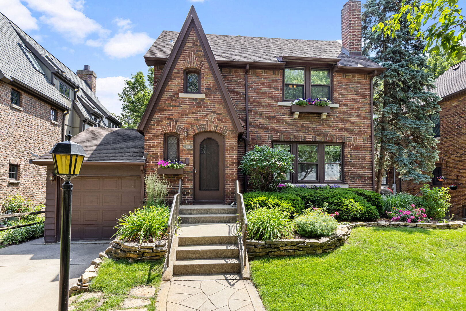4211 Franklin Avenue, Western Springs, IL 60558
