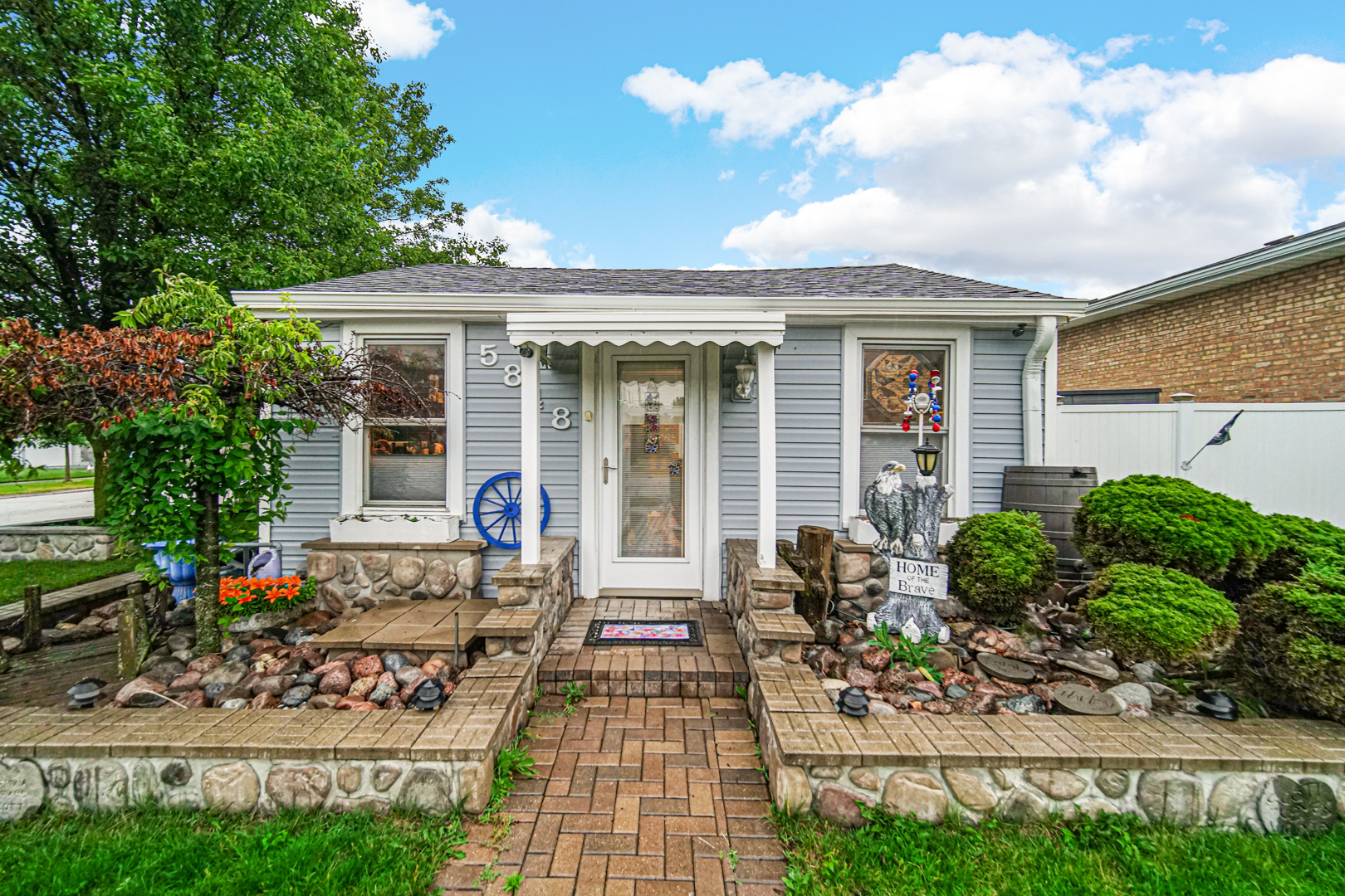 5848 W 89th Street, Oak Lawn, IL 60453