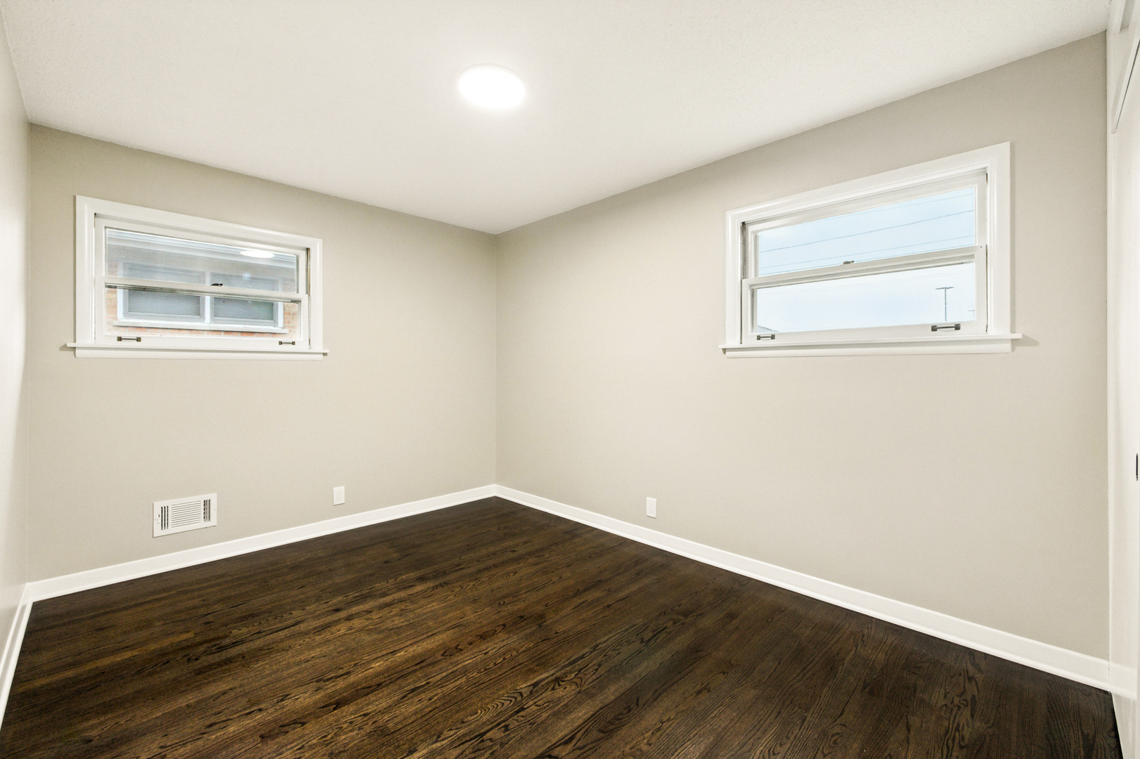 4506 W 77th Place, Chicago, IL 60652