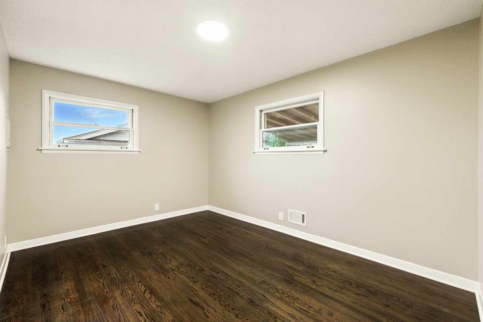 4506 W 77th Place, Chicago, IL 60652