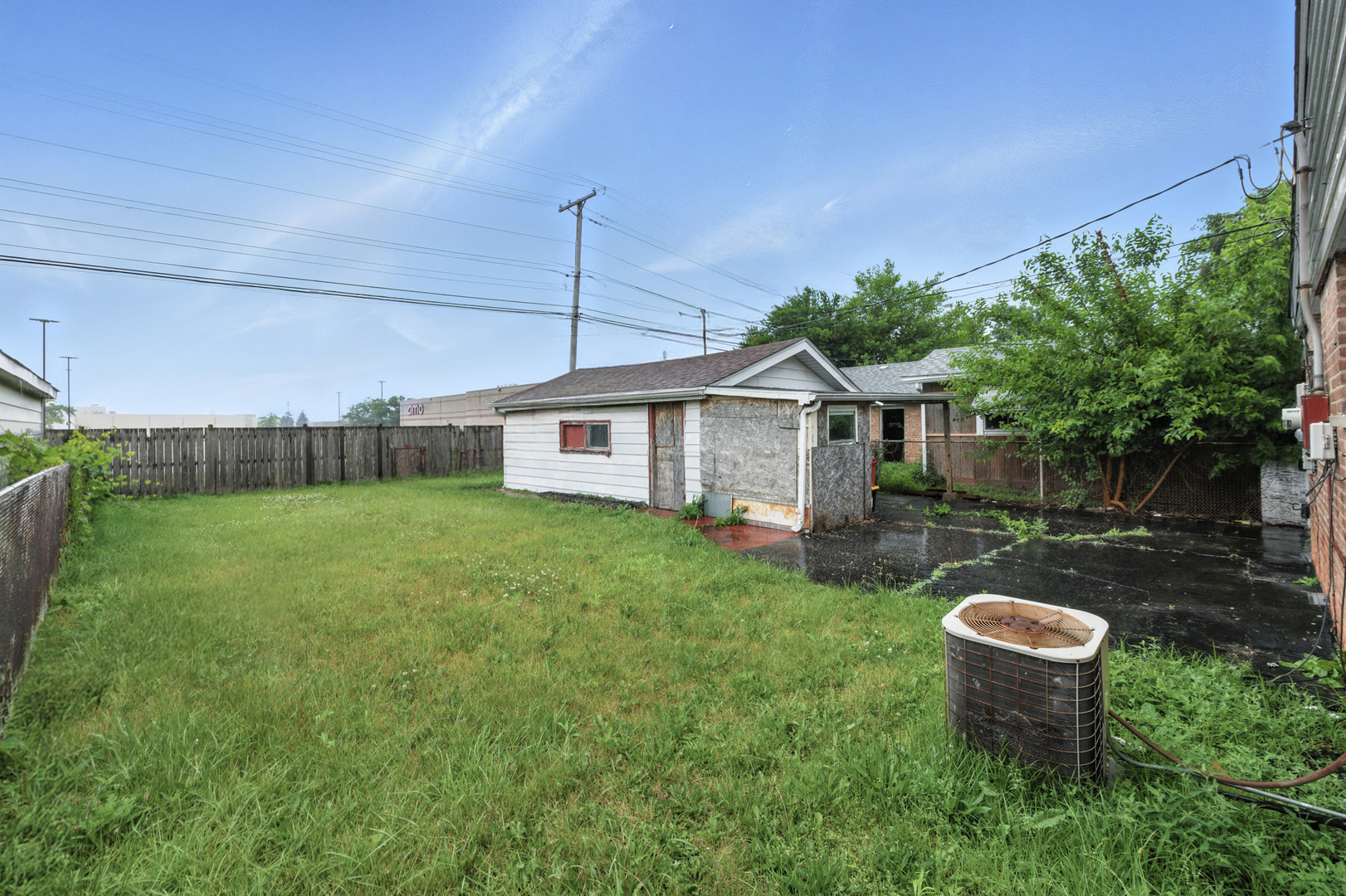 4506 W 77th Place, Chicago, IL 60652