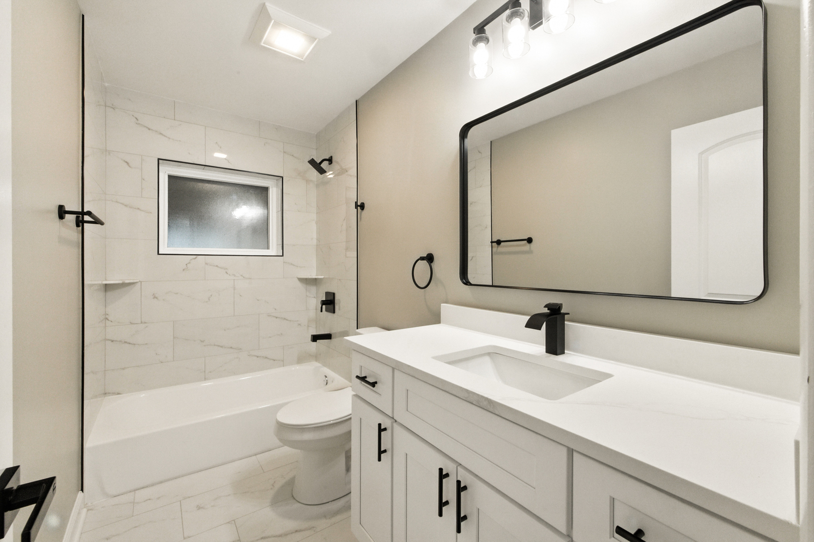 4506 W 77th Place, Chicago, IL 60652