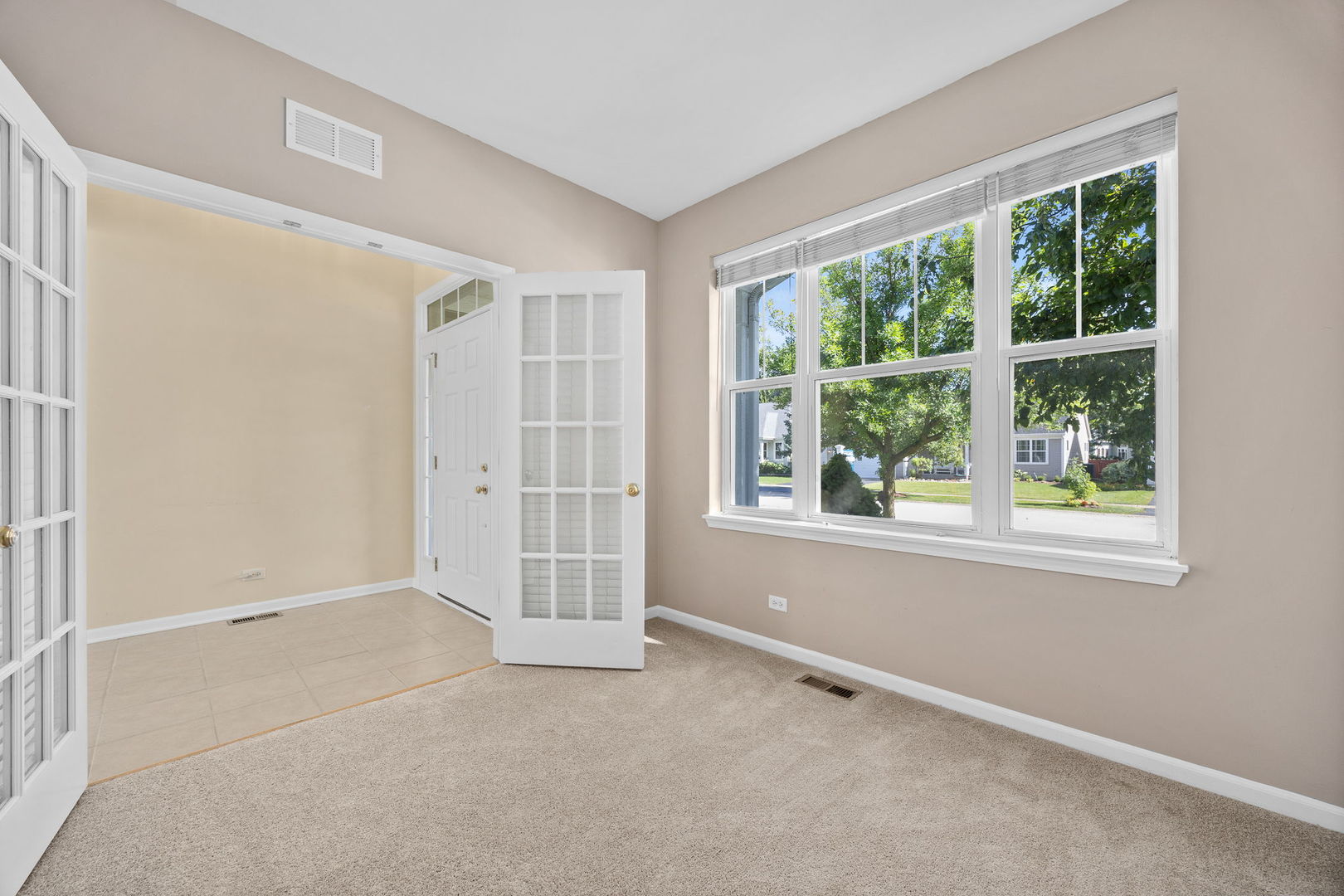 709 Bohannon Circle, Oswego, IL 60543