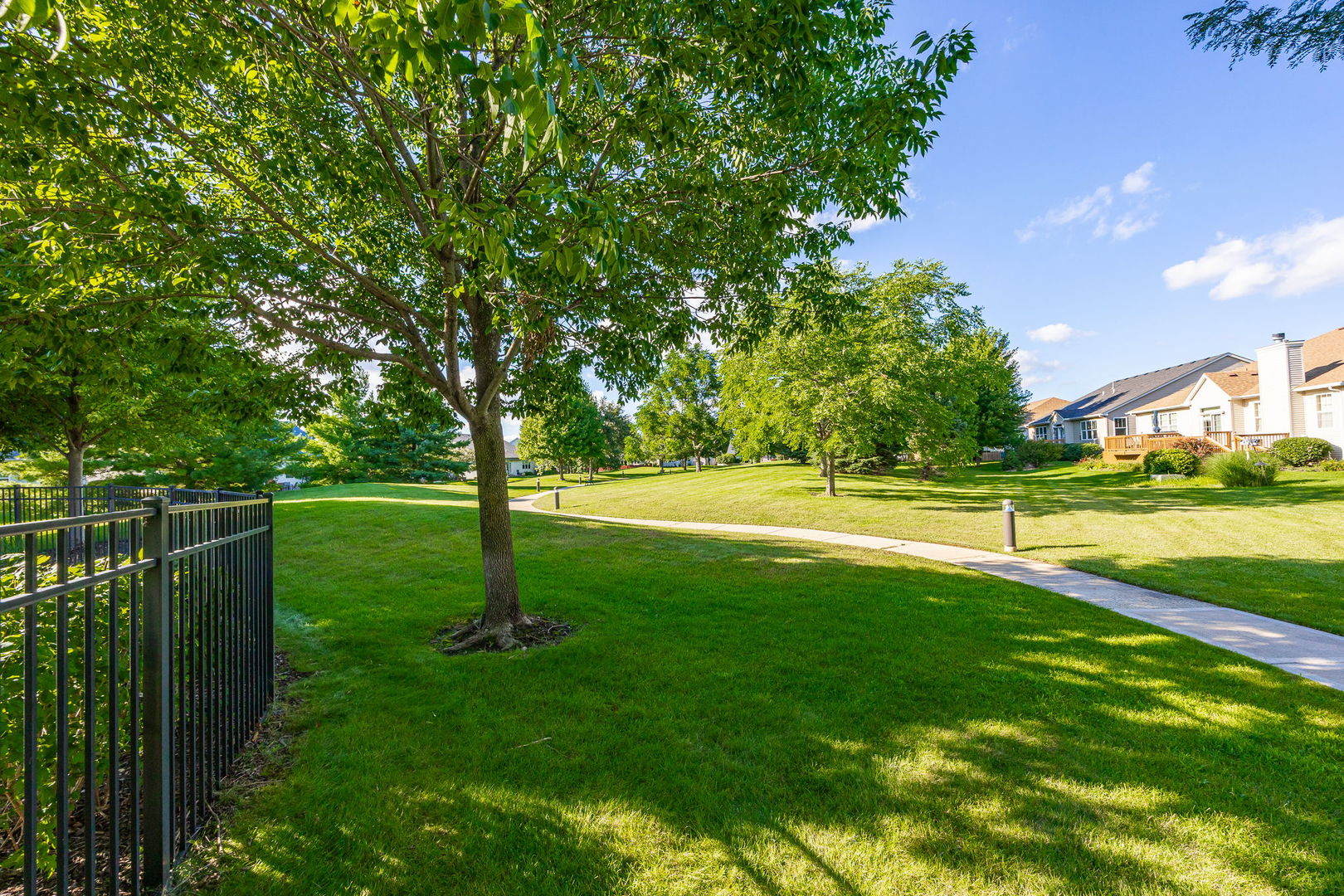 709 Bohannon Circle, Oswego, IL 60543