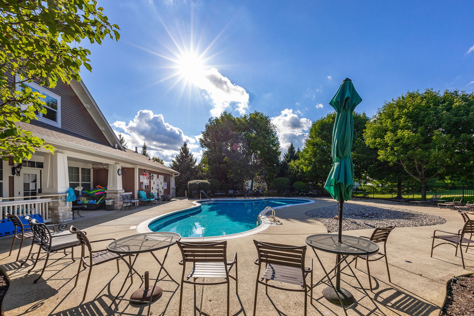709 Bohannon Circle, Oswego, IL 60543