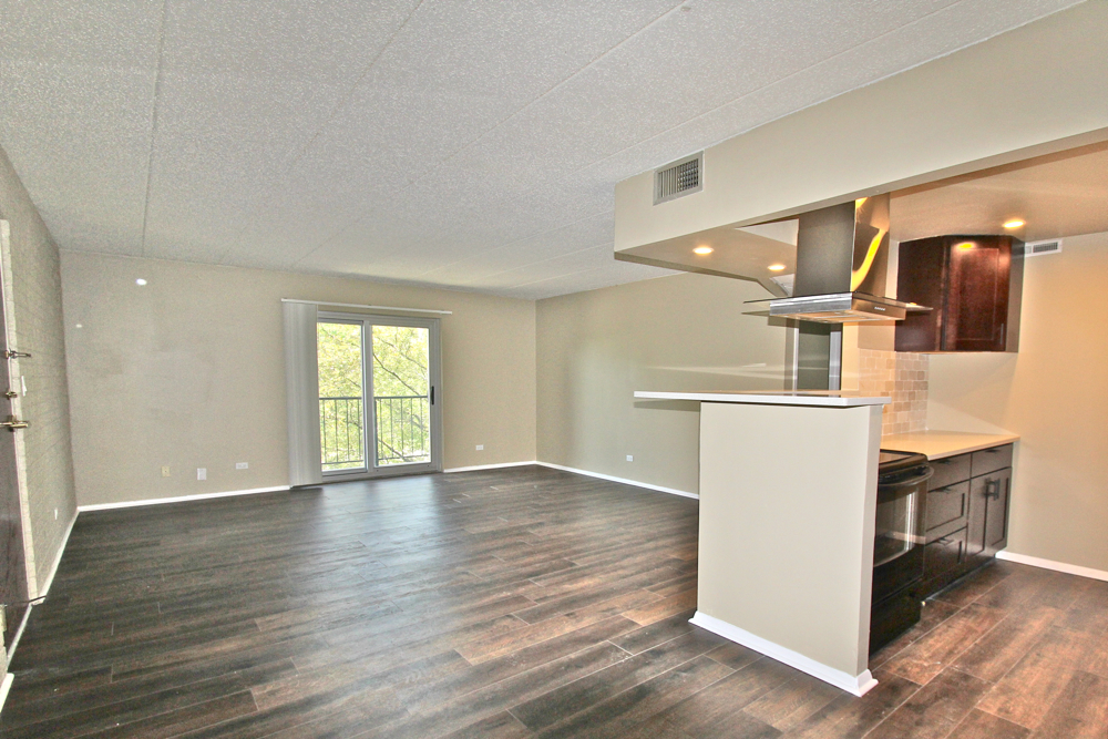 3851 N PARKWAY Drive #21D, Northbrook, IL 60062
