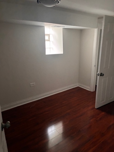 6067 S La Salle Street, Chicago, IL 60621