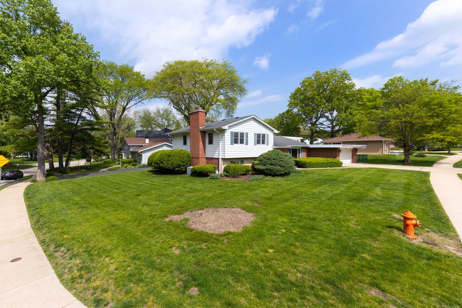 815 Santa Maria Drive, Naperville, IL 60540