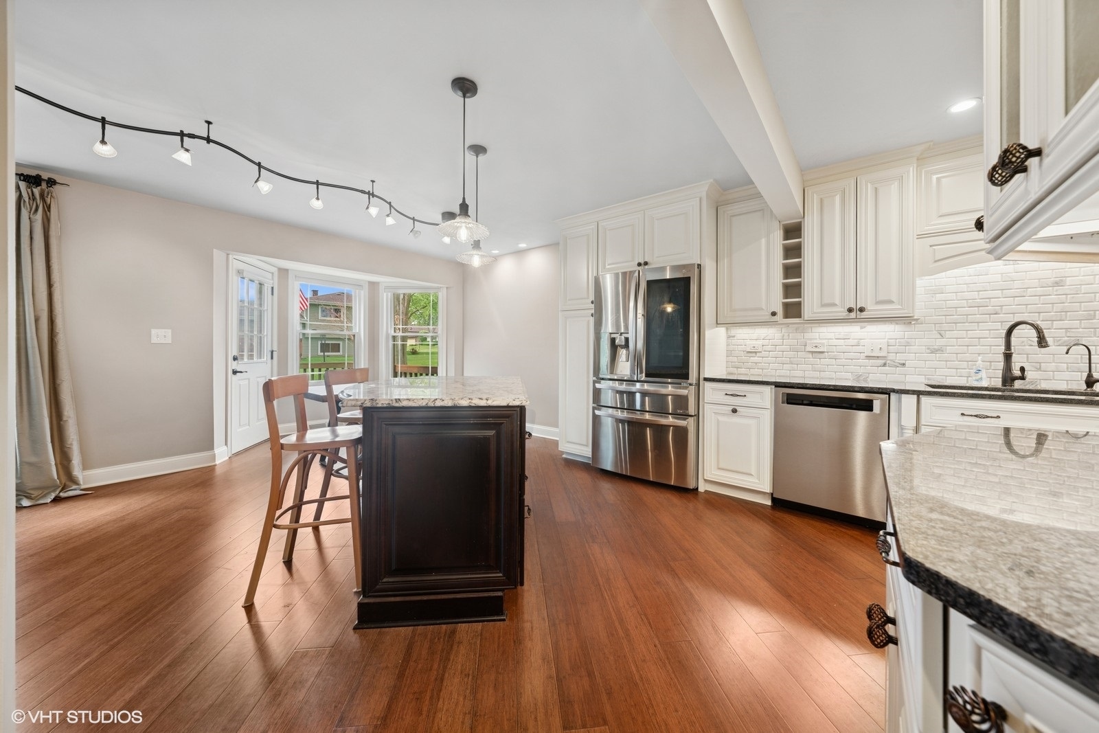 23W469 Spyglass Court, Naperville, IL 60540