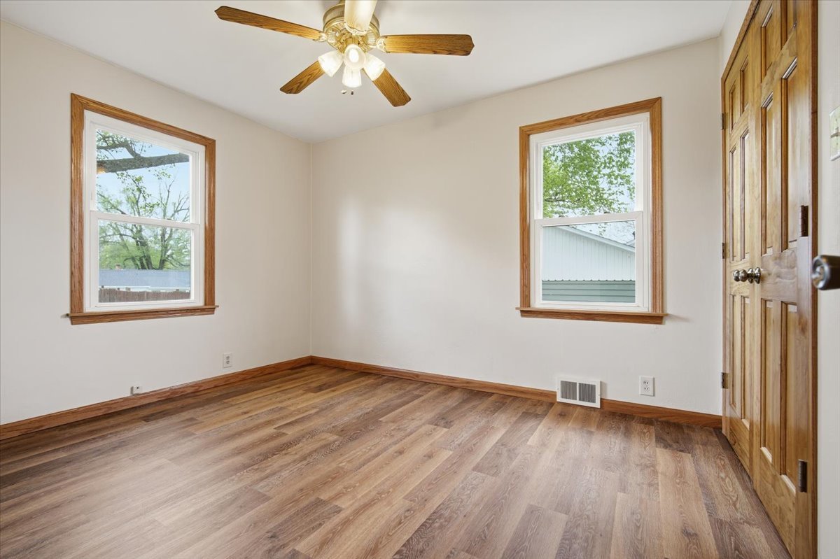 509 W Smith Street, Roanoke, IL 61561