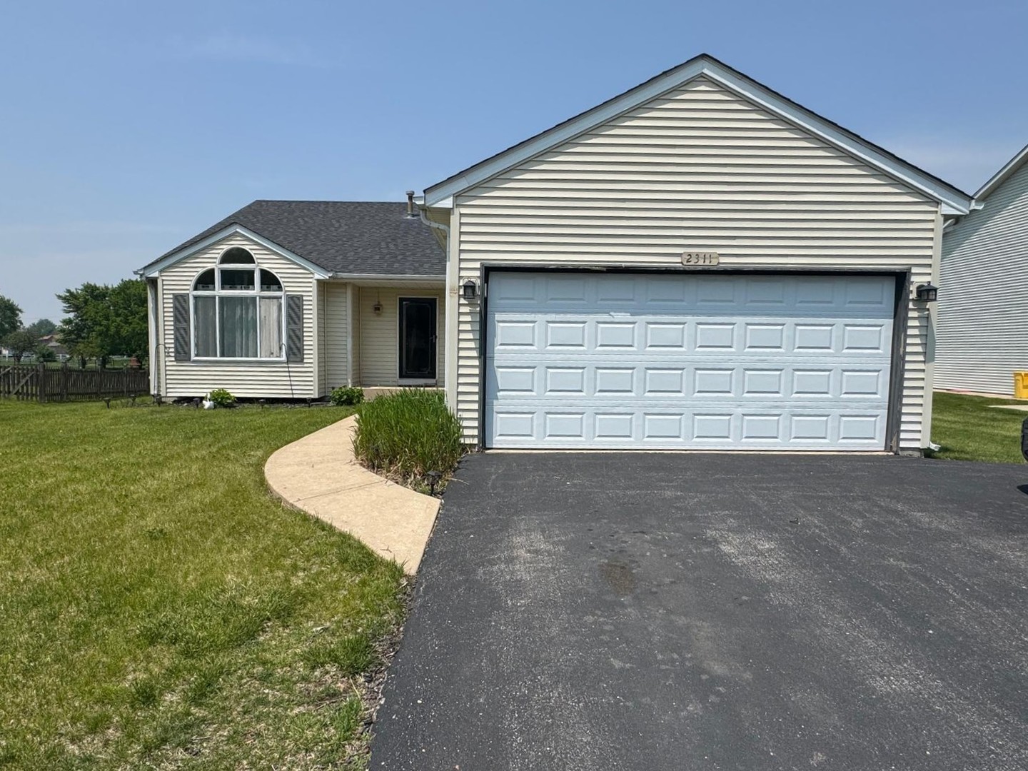 2311 White Eagle Drive, Plainfield, IL 60586