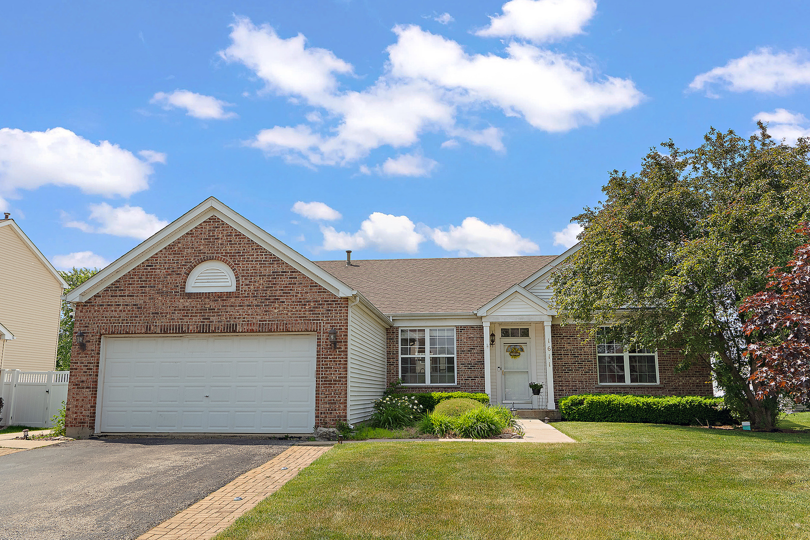 1611 Wintercrest Lane, Shorewood, IL 60404