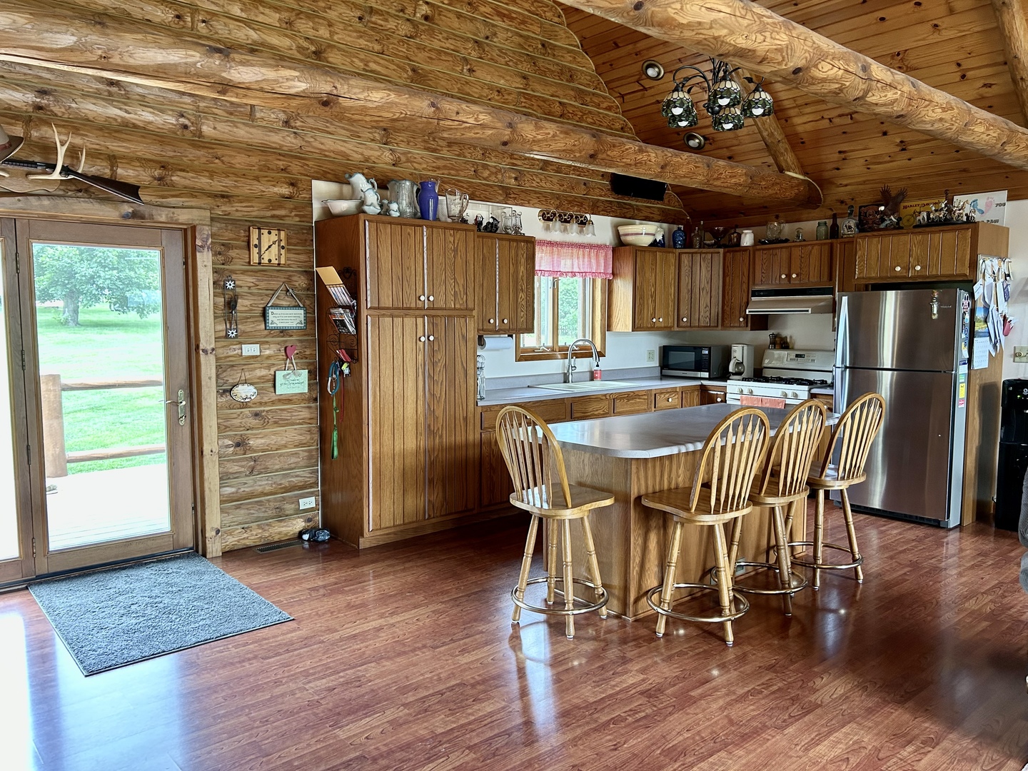 3468 E Spring Creek Drive, Ladd, IL 61329