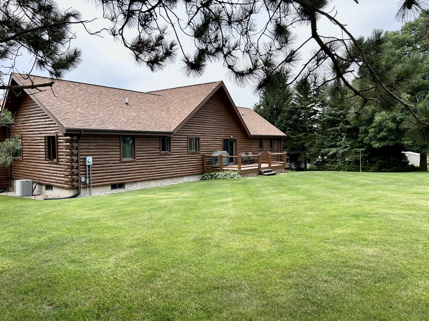 3468 E Spring Creek Drive, Ladd, IL 61329