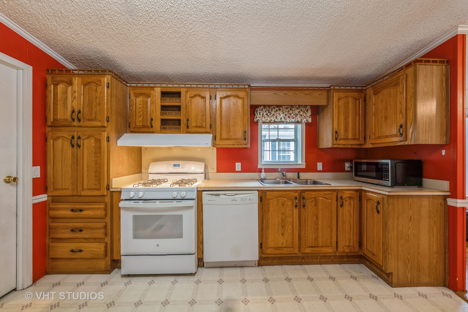 6801 S LaGrange Road #E15, Hodgkins, IL 60525