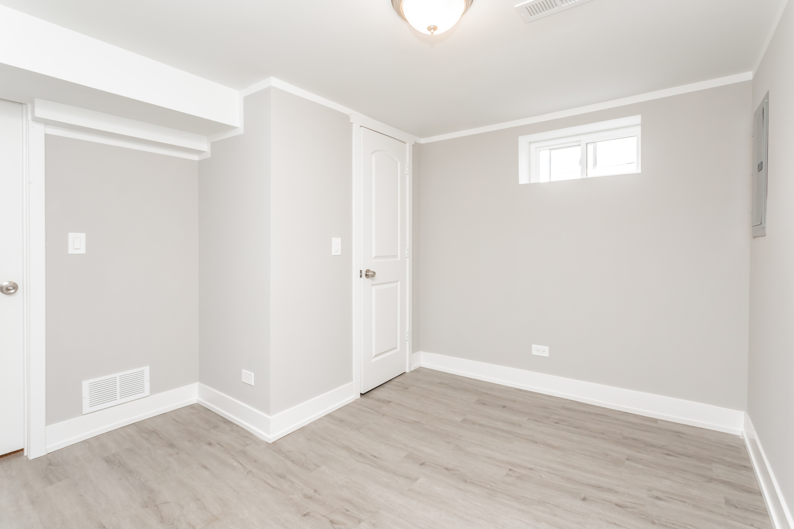 9240 S Aberdeen Street, Chicago, IL 60620